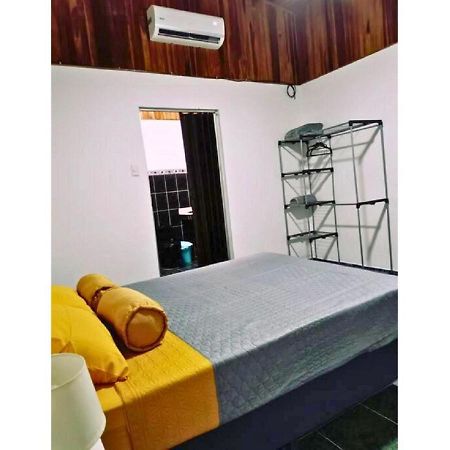 Casa Kros Quepos Kültér fotó