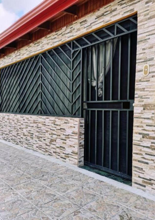 Casa Kros Quepos Kültér fotó